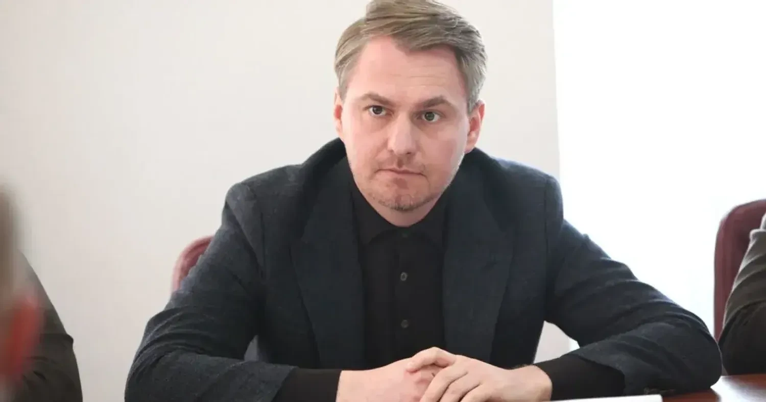 “Відповідальність за злочин агресії має сягати найвищих керівників рф”: Кравченко у Лондоні та Гаазі обговорив роботу Спецтрибуналу