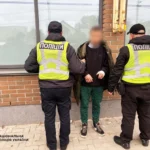 На Київщині чоловік напав із ножем на 16-річну дівчину: зловмиснику загрожує до 15 років в’язниці