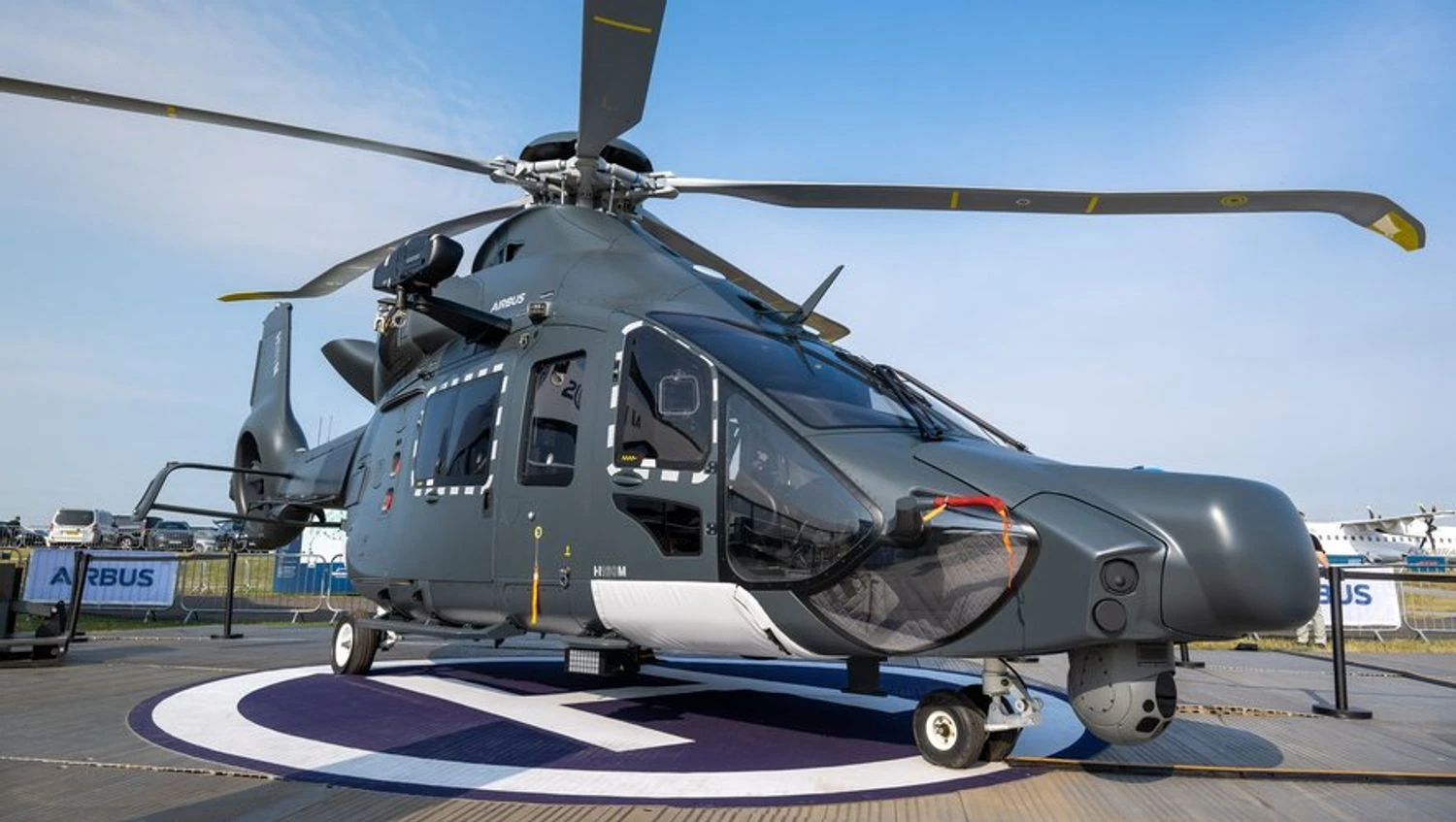 Гелікоптери і ракети: Німеччина витратить понад 3 мільярди євро на зброю