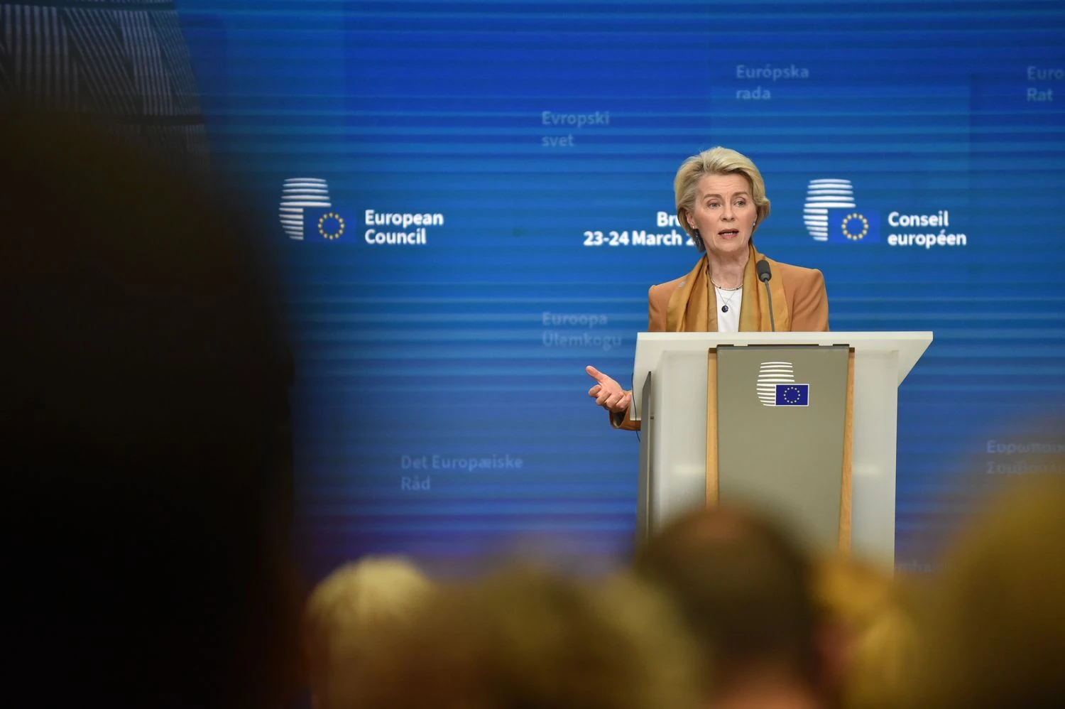 "Було позитивно сприйнято": фон дер Ляєн заявила, що адміністрацію Трампа повідомили про плани на "репараційний кредит" з активів рф