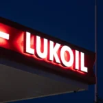 Колишній акціонер компанії, що володіє Pornhub, зацікавився купівлею закордонних активів “Лукойла”