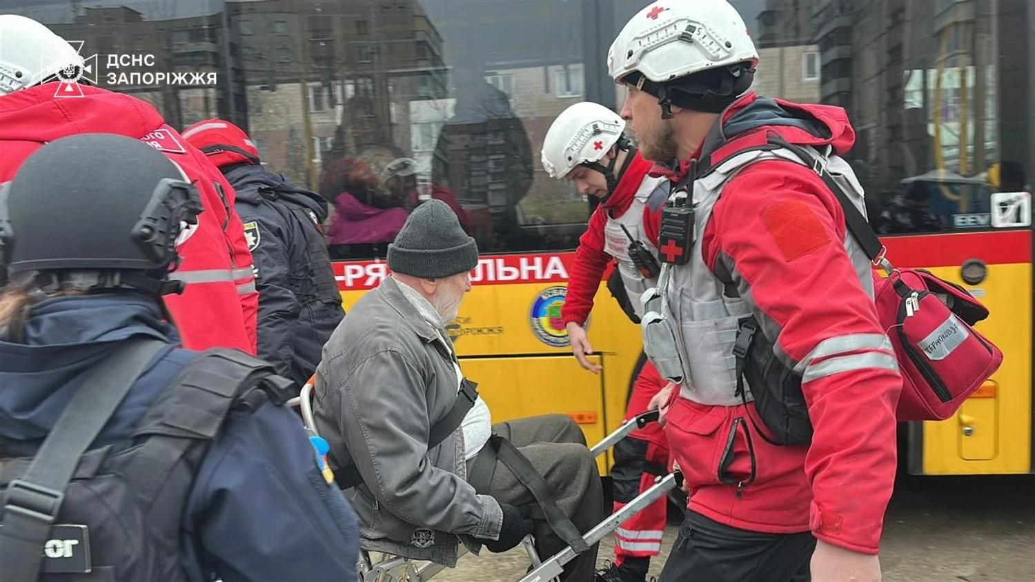 Кількість постраждалих від авіаудару рф у Запоріжжі зросла до 30 осіб