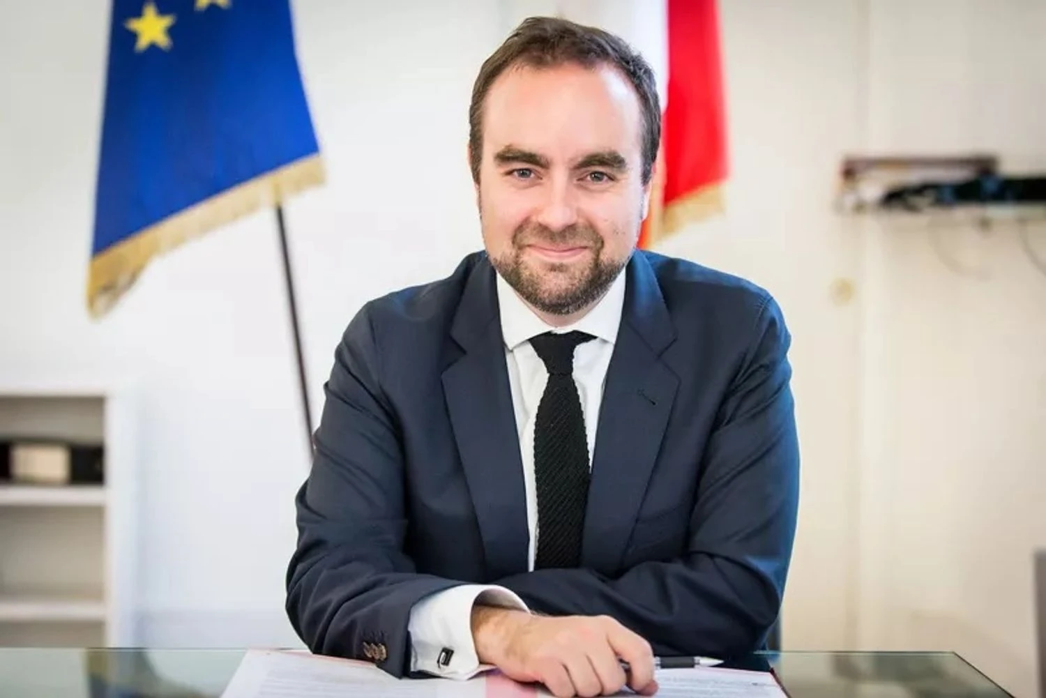 Уряд Франції готує бюджет-2026 в обхід парламенту через саботаж депутатів