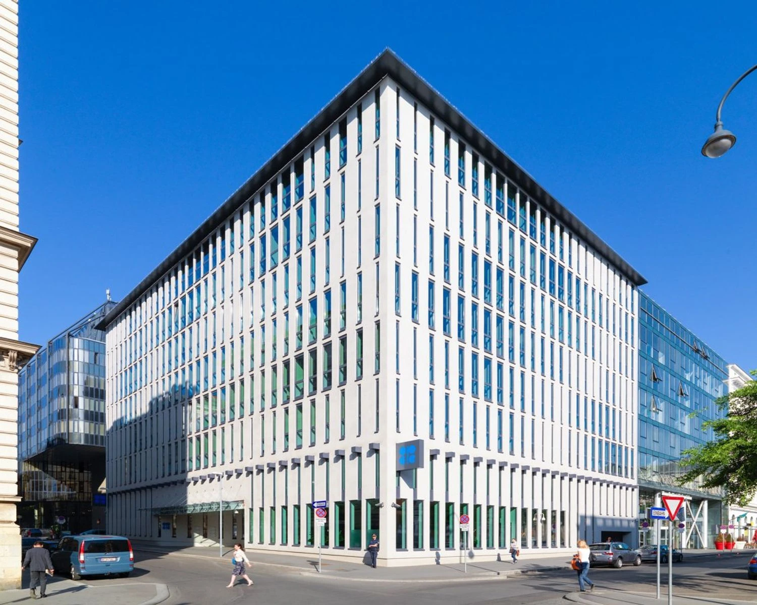 ОПЕК+ погодилася підтримувати стабільний видобуток нафти попри розбіжності між членами