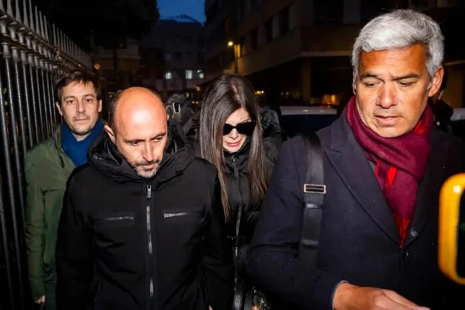 Повинен щодня з’являтися до поліції: власника швейцарського бару, де загинуло 40 людей, відпустили на волю