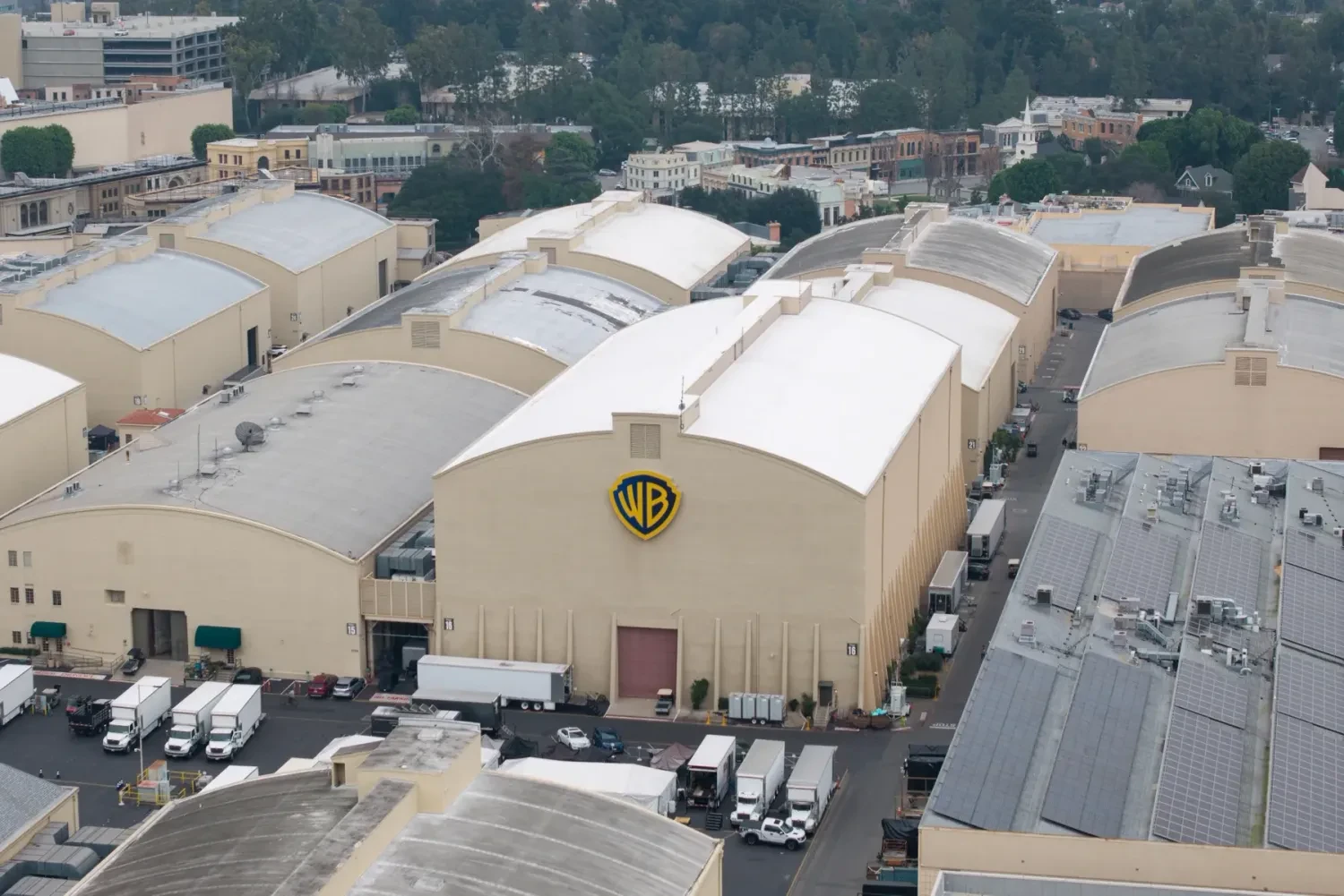 Компанія Warner Bros Discovery розглядає можливість відновлення переговорів про продаж із Paramount на тлі зміненої пропозиції
