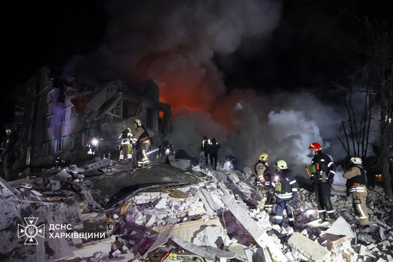 Рятувальники виявили загиблого під завалами житлового будинку в Харкові