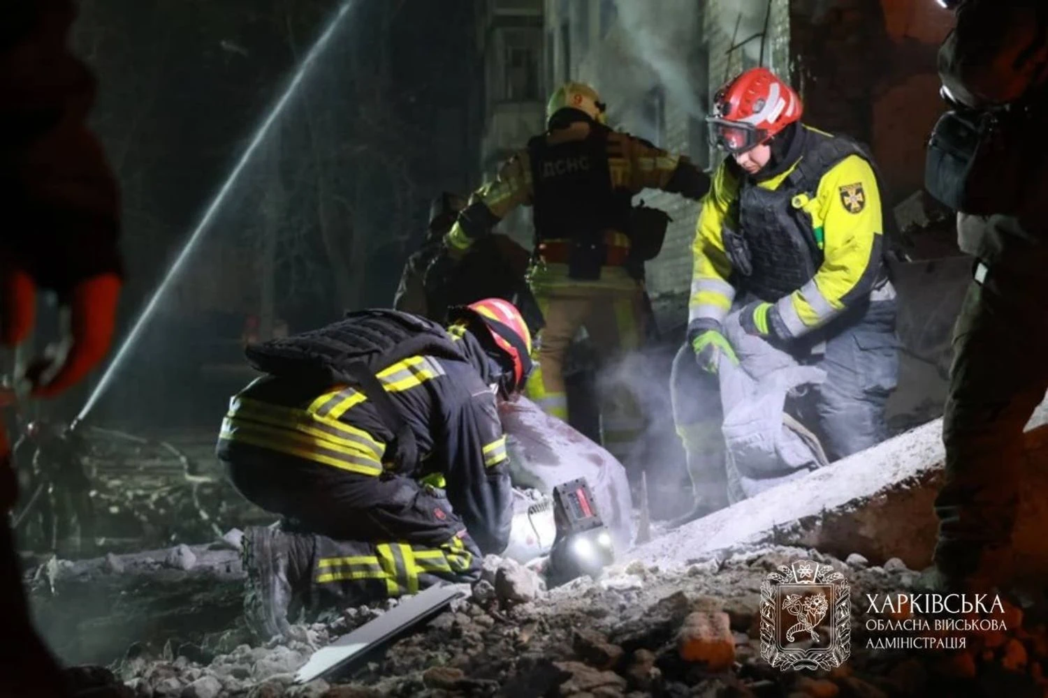 Рятувальники витягли тіло другої жертви з-під завалів харківської багатоповерхівки