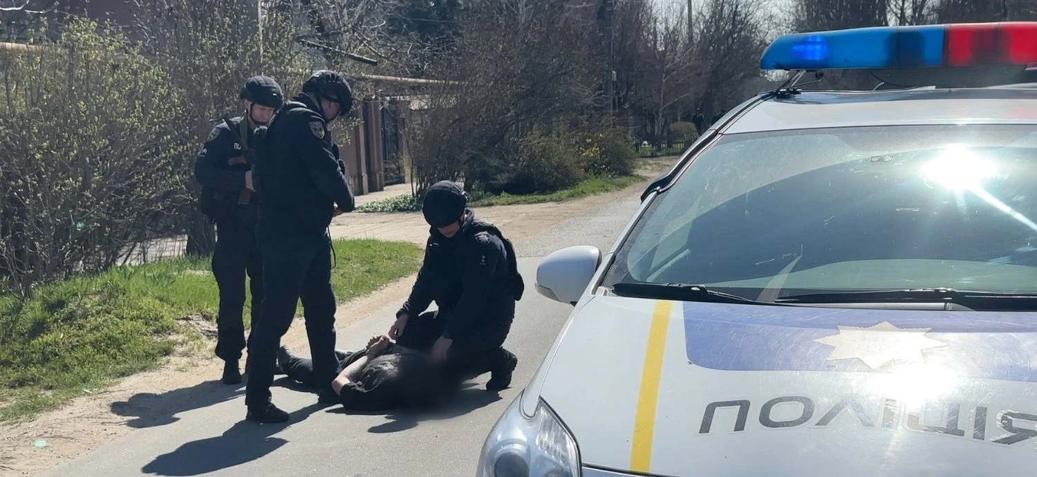 Стрілянина з вибухом посеред вулиці в Одесі - поліція розпочала кримінальне провадження