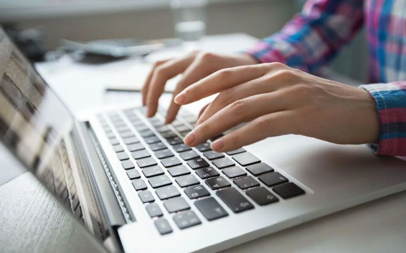 У США Meta і YouTube визнали винними у справі про залежність від соцмереж – активісти привітали рішення