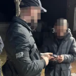 Мобілізував 60-річного чоловіка з використанням сили - на Волині затримали працівника ТЦК