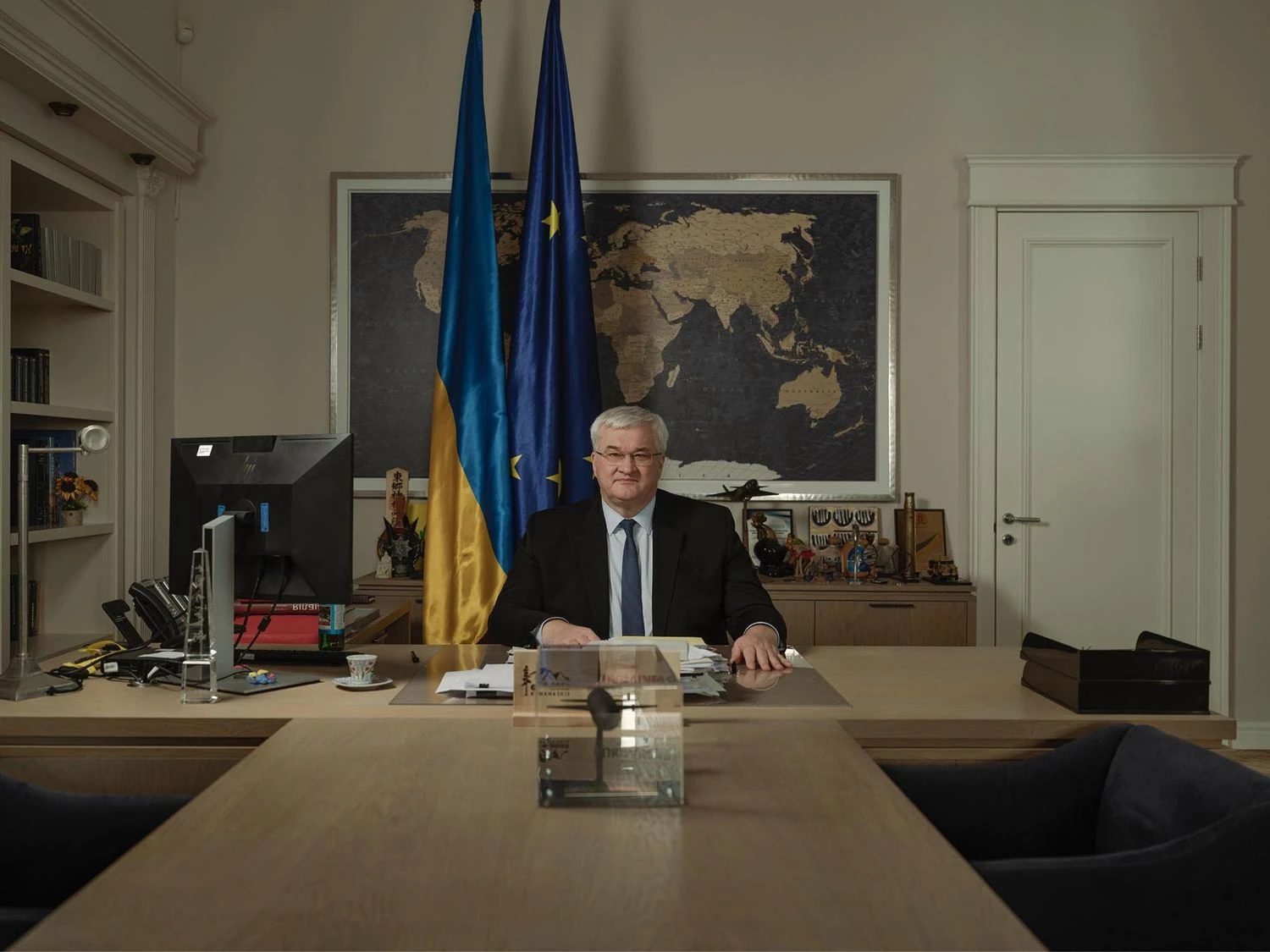 Україна скасувала рекомендацію утриматися від поїздок до Угорщини після поразки партії Орбана, готова працювати над нормалізацією відносин