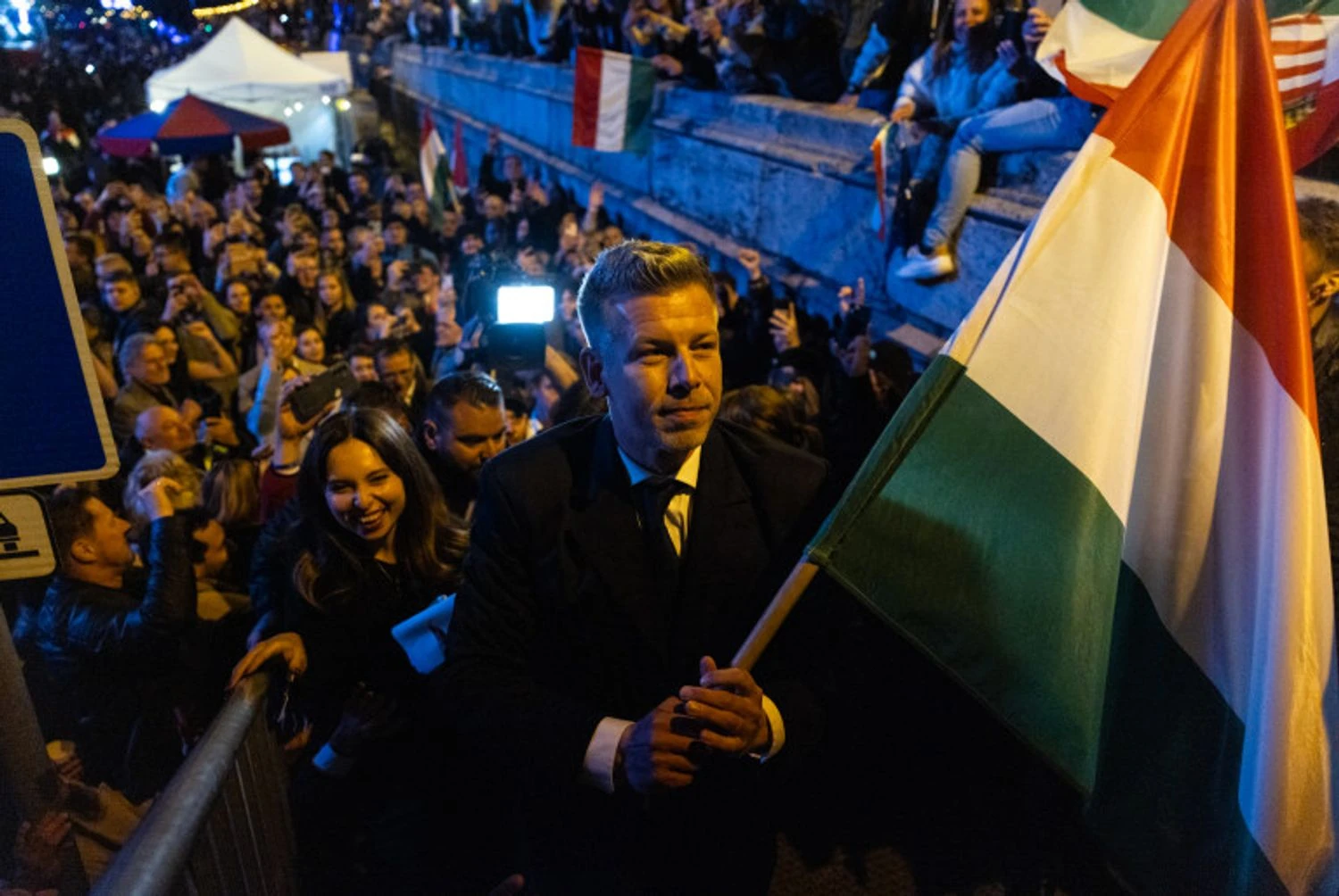 Може розблокувати €90 млрд, але проти поставок зброї і прискореного вступу до ЄС – Politico дізналося наслідки перемоги Мадяра для України