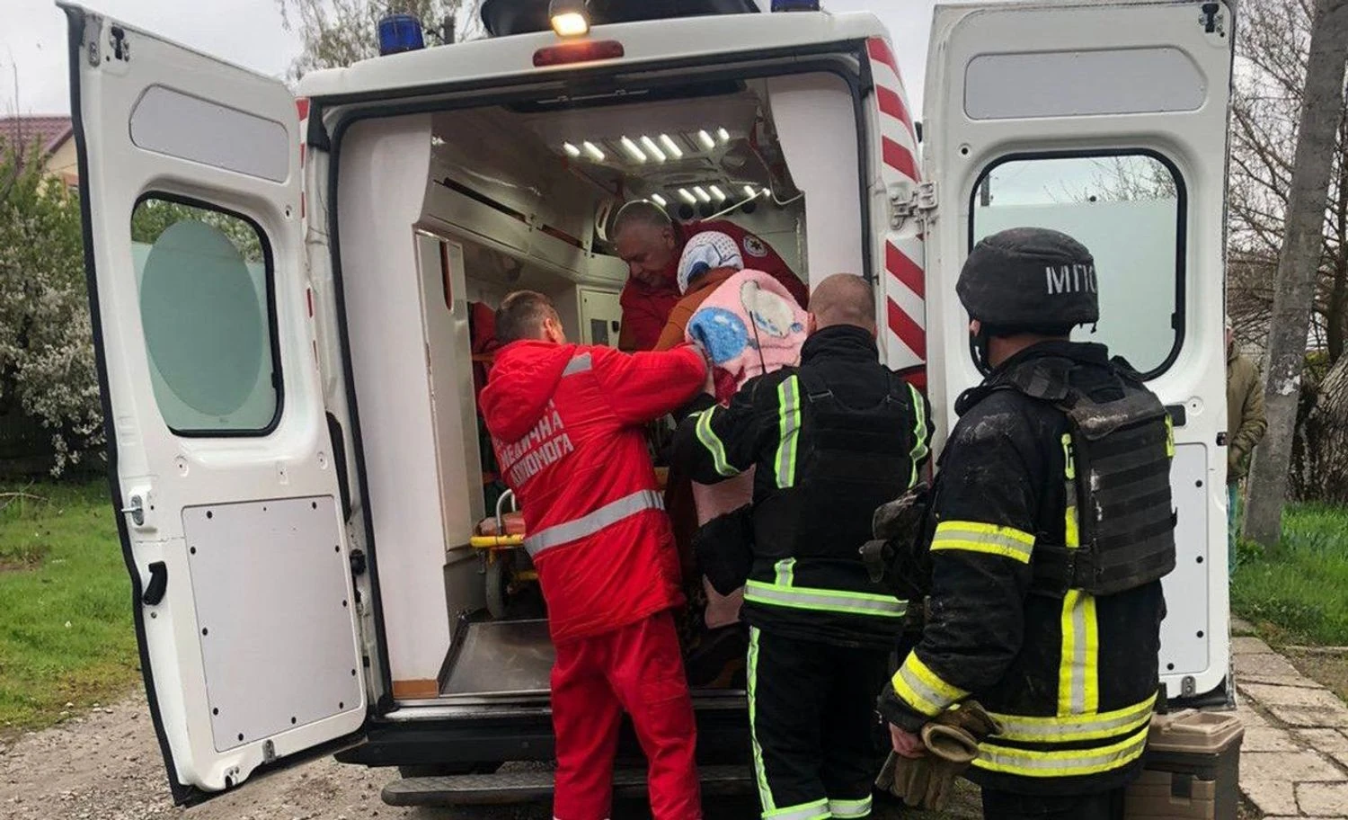 У передмісті Запоріжжя через атаку рф загинула жінка, ще троє людей поранені - ДСНС