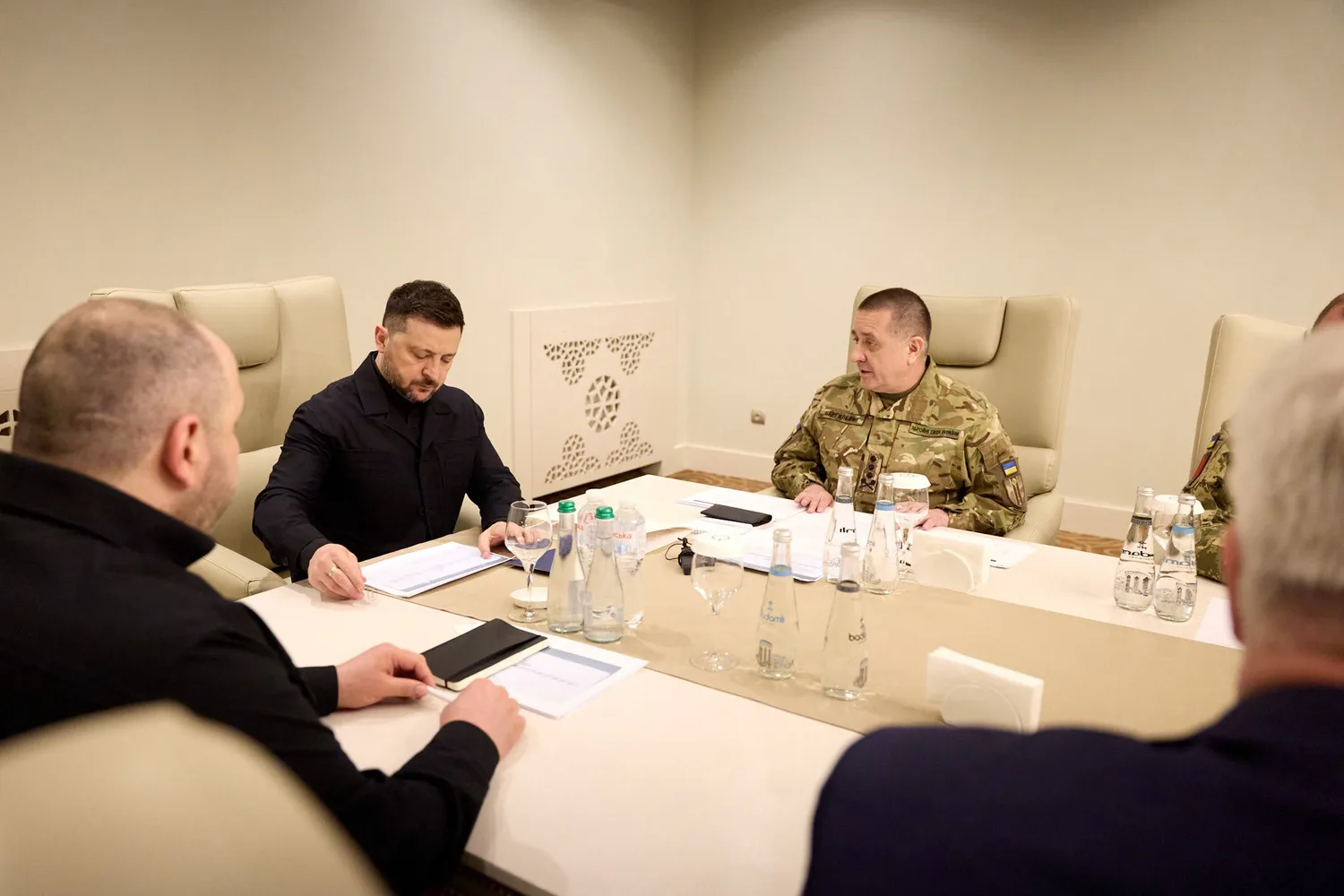 Не лише Затока – Зеленський повідомив про українську команду, яка ділиться експертизою в захисті неба в Азербайджані