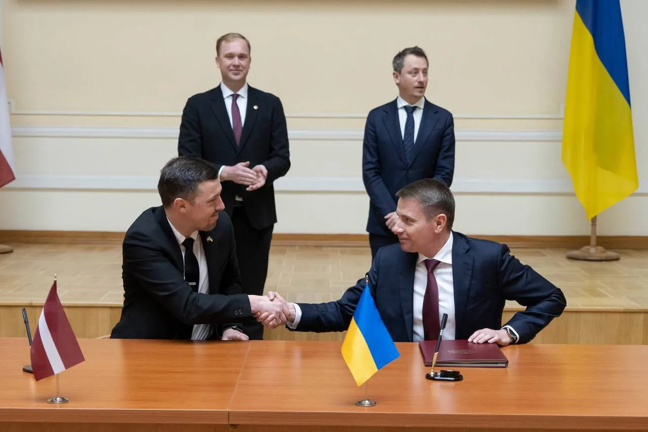 Україна і Латвія домовилися про взаємне визнання водійських посвідчень без додаткових іспитів