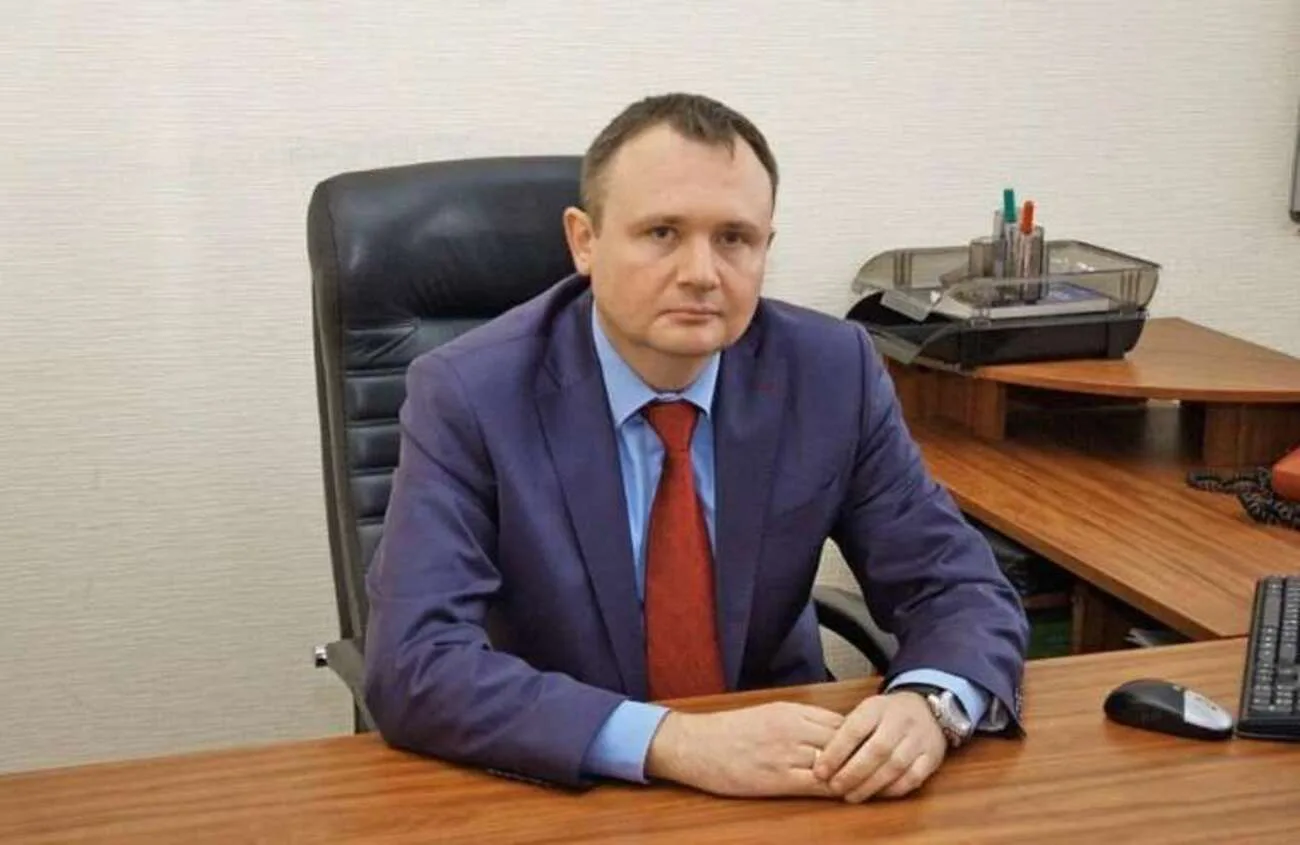 САП вимагає конфіскувати майно в.о. голови Держкосмосу Міхеєва на 6,4 млн гривеньСАП вимагає конфіскувати BMW X5 та будинок в. о. голови Держкосмосу Володимира Міхеєва. Вартість необґрунтованих активів перевищує
6,4 мільйона гривень.Суспільство • 8 травня, 11:16 • 2184 перегляди
