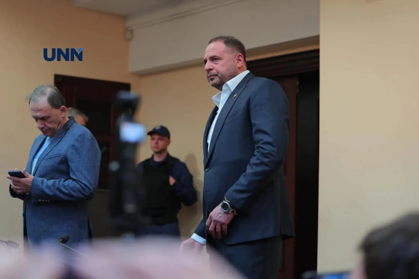 За Андрія Єрмака внесли 54,8 мільйона гривень застави зі 140 мільйонівЗа колишнього голову Офісу Президента вже внесли 54,8 мільйона гривень застави. Походження цих коштів тепер має перевірити
фінансовий моніторинг.Політика • 15 травня, 13:04 • 2620 перегляди