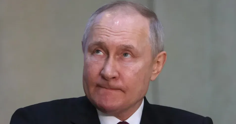 Війна путіна проти України впирається у фінансові проблеми - Bloomberg