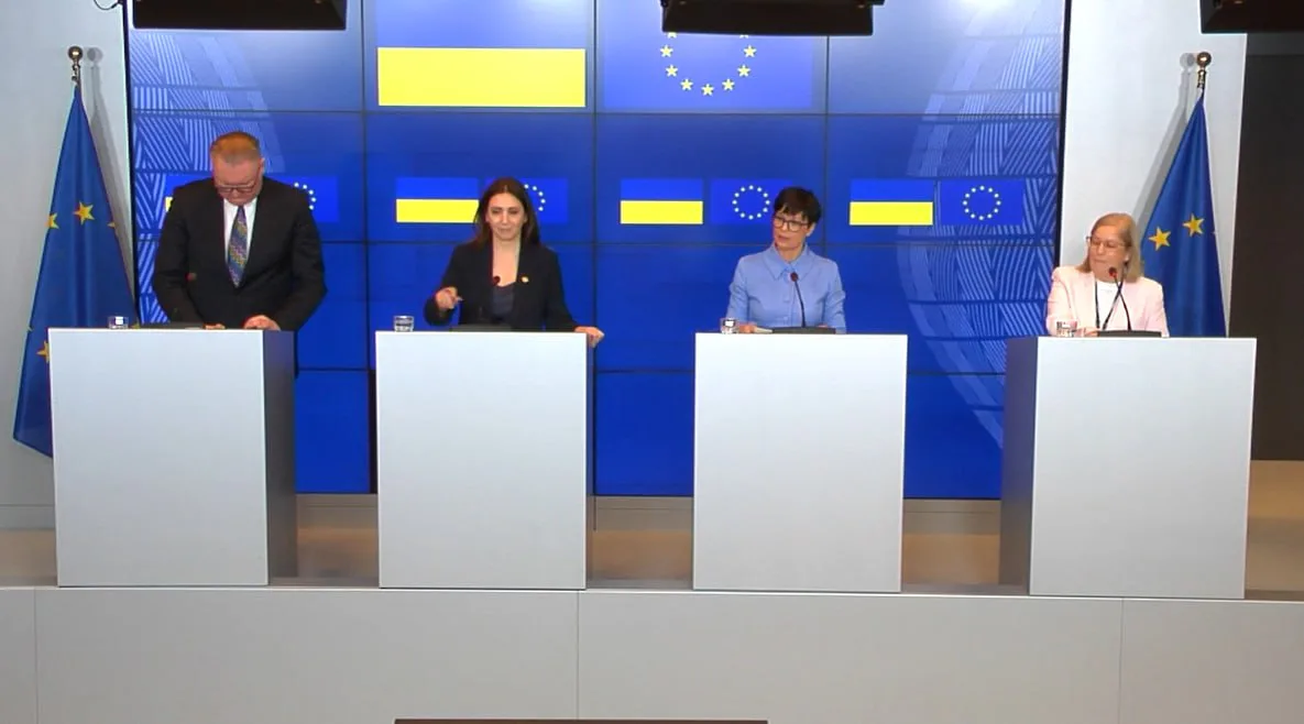 Перший кластер переговорів про вступ України в ЄС: які принципи та цінності він охоплює