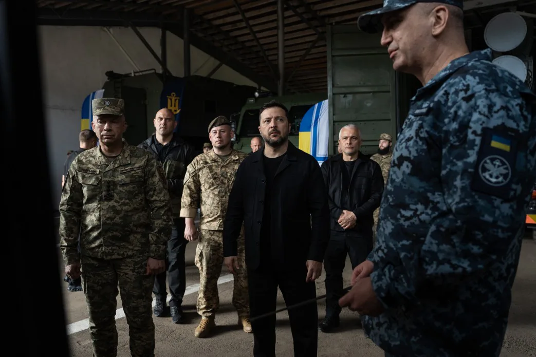 Зеленський провів нараду з командуванням ВМС на Одещині: йшлося про збільшення кількості гелікоптерів для протидії дронам