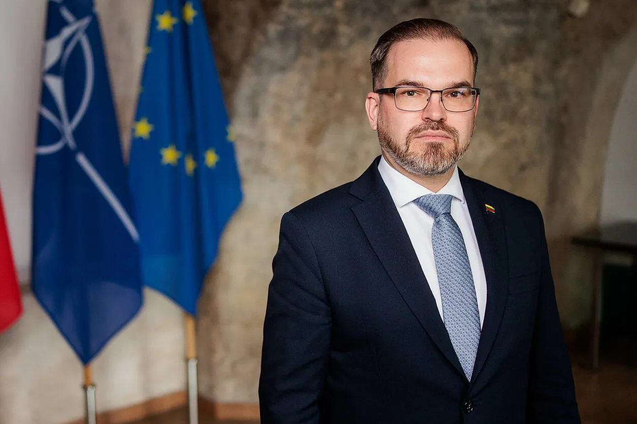 Міністр оборони Литви назвав Балтію та Польщу найближчими цілями росії