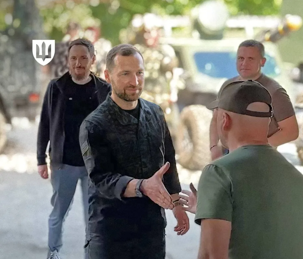 Хмара відвідав підрозділи авіації та протиповітряної оборони Повітряних Сил, говорили про захист неба