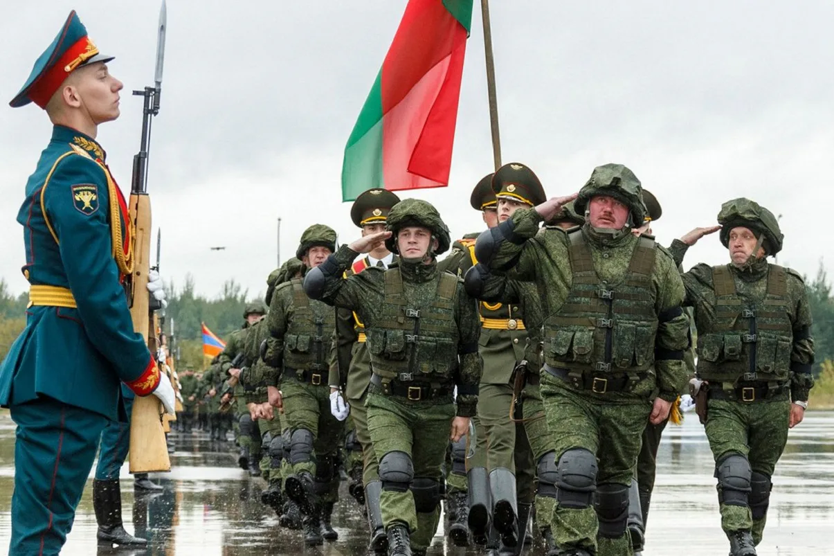 білорусь формує десантно-штурмову бригаду за 40 км від кордону з Україною